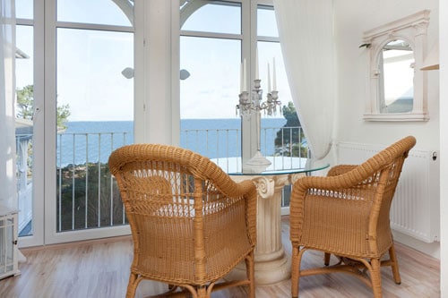 Ferienwohnung Morgenröte in Binz — Wohnbereich mit Blick auf die Ostsee